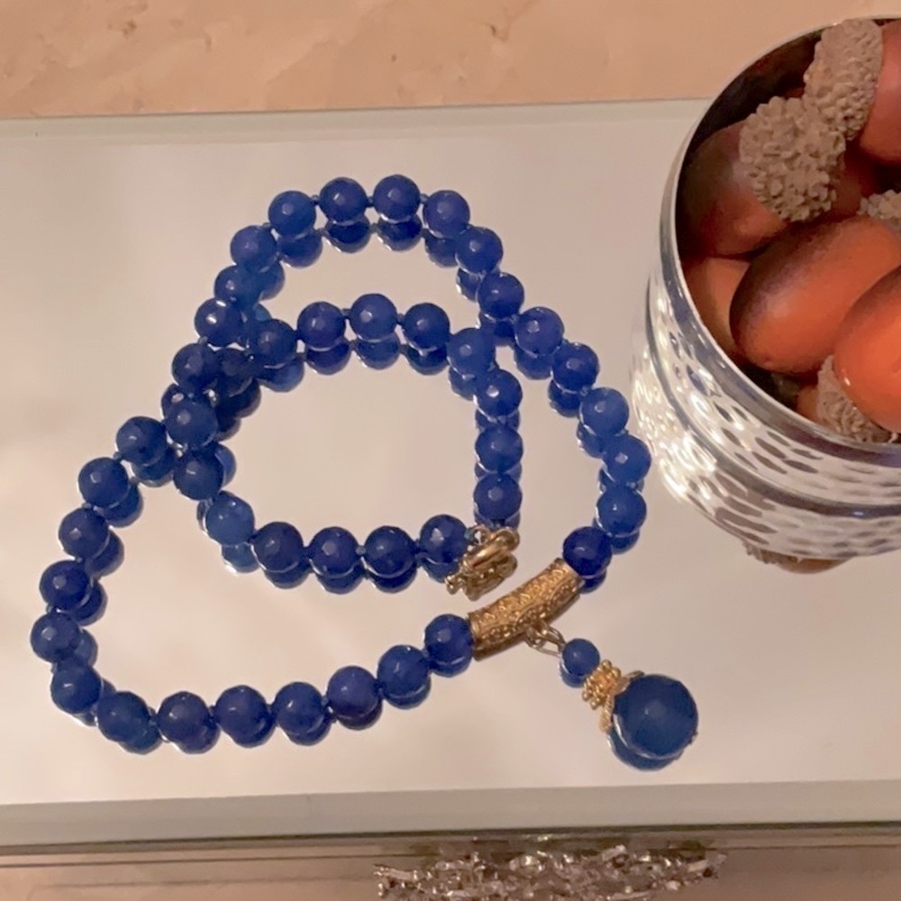 Vintage Blue Sapphire Gem Beads Round Pendant